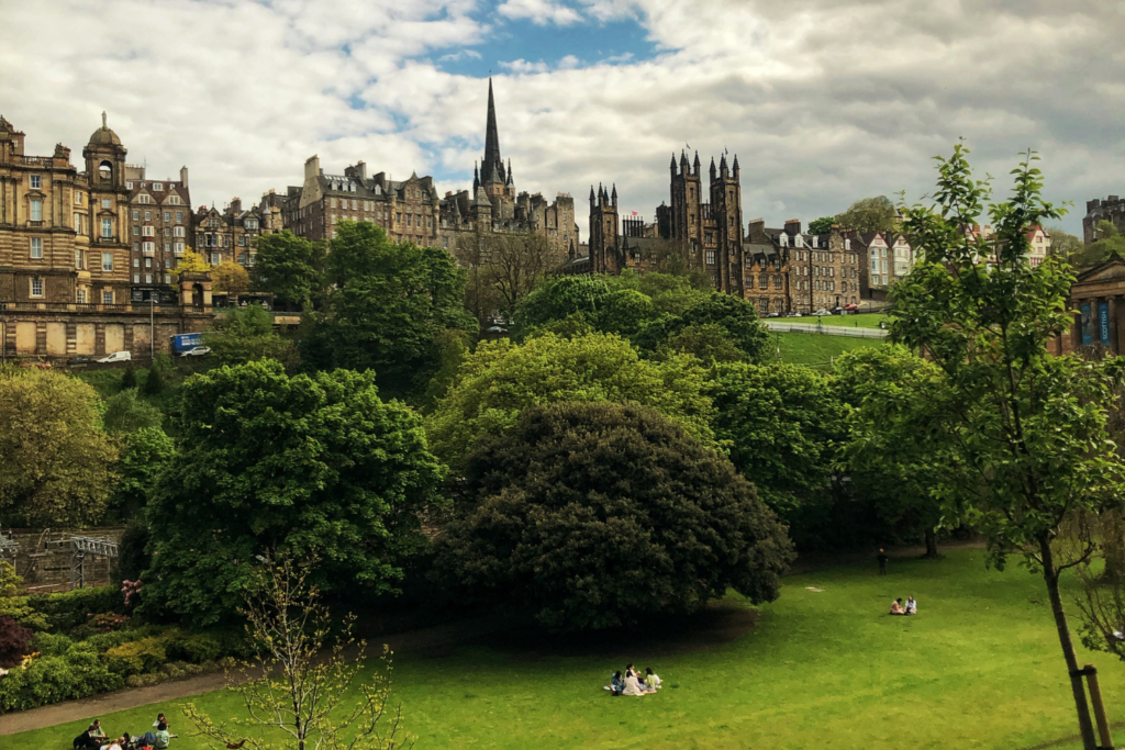 The 9 Best Things To Do in Edinburgh - Little Wallet Big Dreams